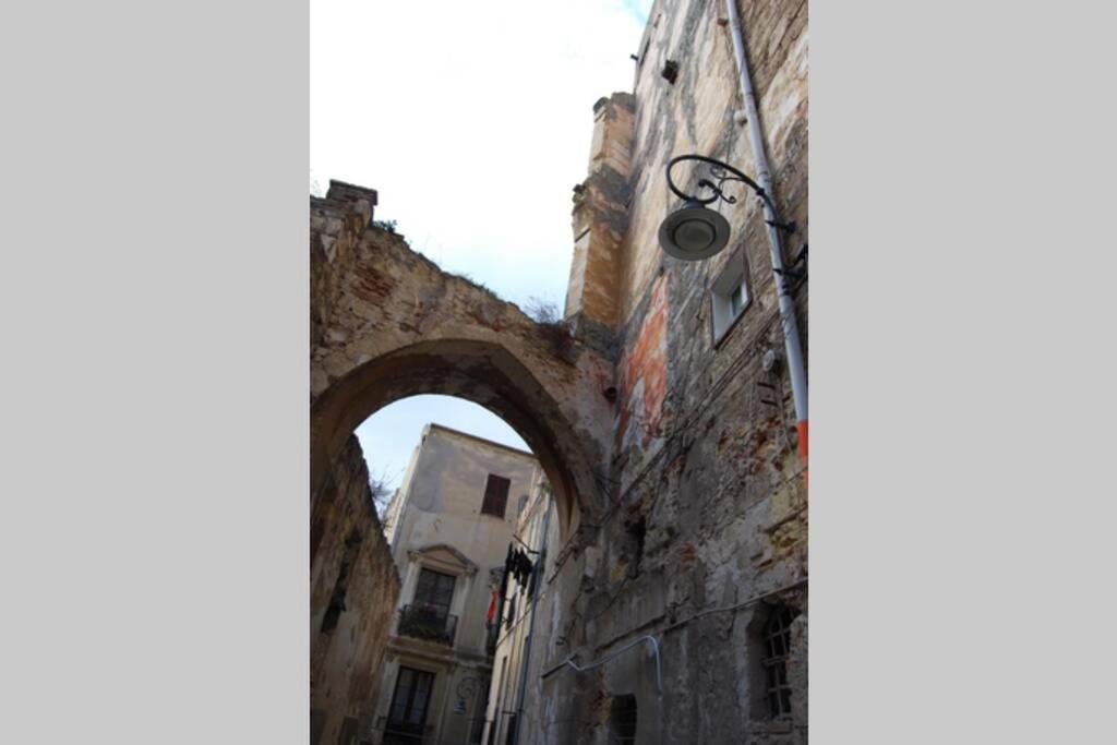 Suite Cagliari -97- ภายนอก รูปภาพ