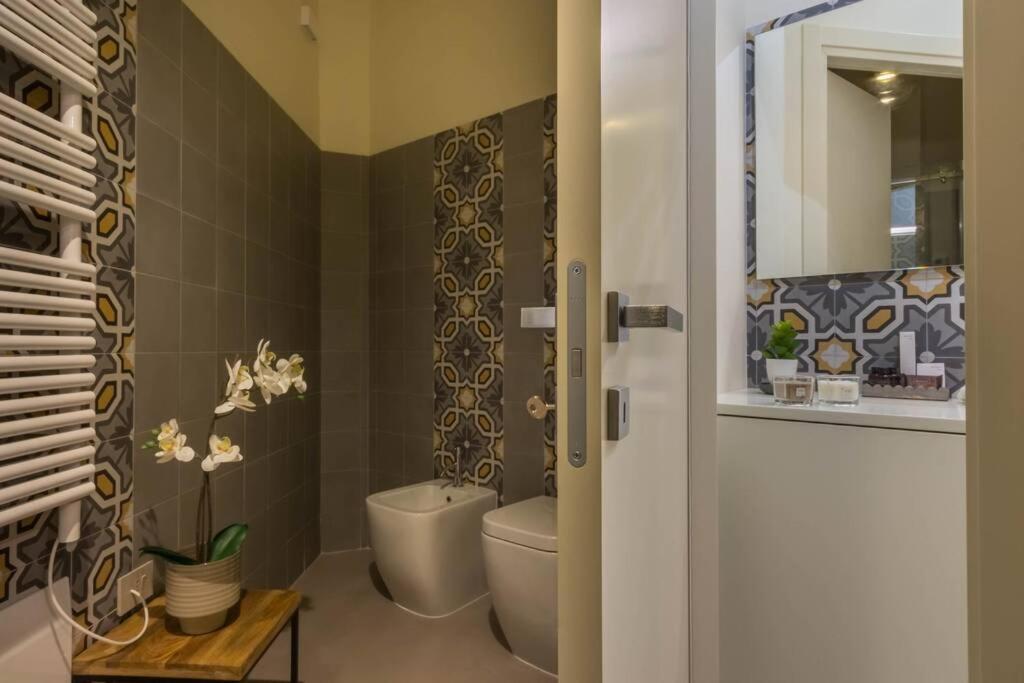 Suite Cagliari -97- ภายนอก รูปภาพ