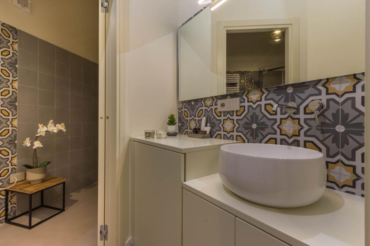 Suite Cagliari -97- ภายนอก รูปภาพ